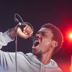 How to increase vocal range